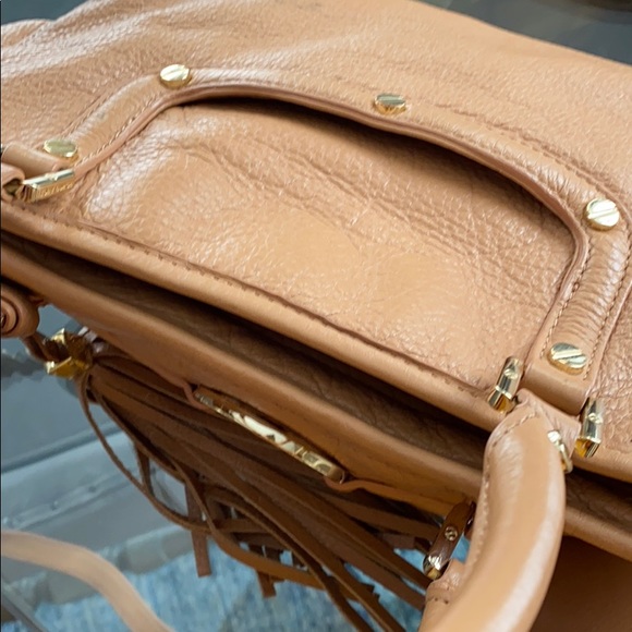 100% authentic Tory Burch soft pebble leather - Picture 4 of 5